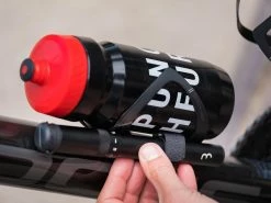 BBB Easy Road Pompe à Main Noire BMP-49 + Support Cadre Vélo -Pas Cher Vtt Magasin bbb easy road pompe a main noire bmp 49 support cadre velo 3