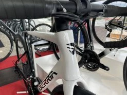 Berria Bikes BERRIA Belador 6.1 Vélo De Route Carbone Black Ebony/White Snow 2023 -Pas Cher Vtt Magasin berria belador 61 velo de route carbone black ebonywhite snow 2023 3