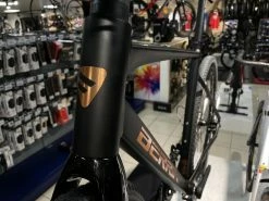 Berria Bikes BERRIA Belador Allroad HP Vélo Gravel Gold Ivory/Black Ebony 2023 -Pas Cher Vtt Magasin berria belador allroad hp velo gravel gold ivoryblack ebony 2023 2
