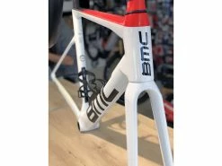 BMC Cadre Teammachine SLR01 Mod Var2 AG2R Citröen White Black Red 2023 -Pas Cher Vtt Magasin bmc cadre teammachine slr01 mod var2 ag2r citroeen white black red 2023 4