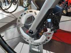 BMC Roadmachine 01 Three Ultegra Di2 Disc 12v Vélo De Course 2022 15 BMC Roadmachine 01 Three Ultegra Di2 Disc 12v Vélo De Course 2022 -Pas Cher Vtt Magasin bmc roadmachine 01 three ultegra di2 disc 12v velo de course 2022 4