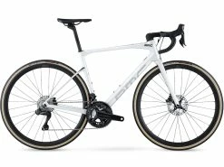 BMC Roadmachine One Ultegra Di2 Disc 12v Vélo De Route 2022