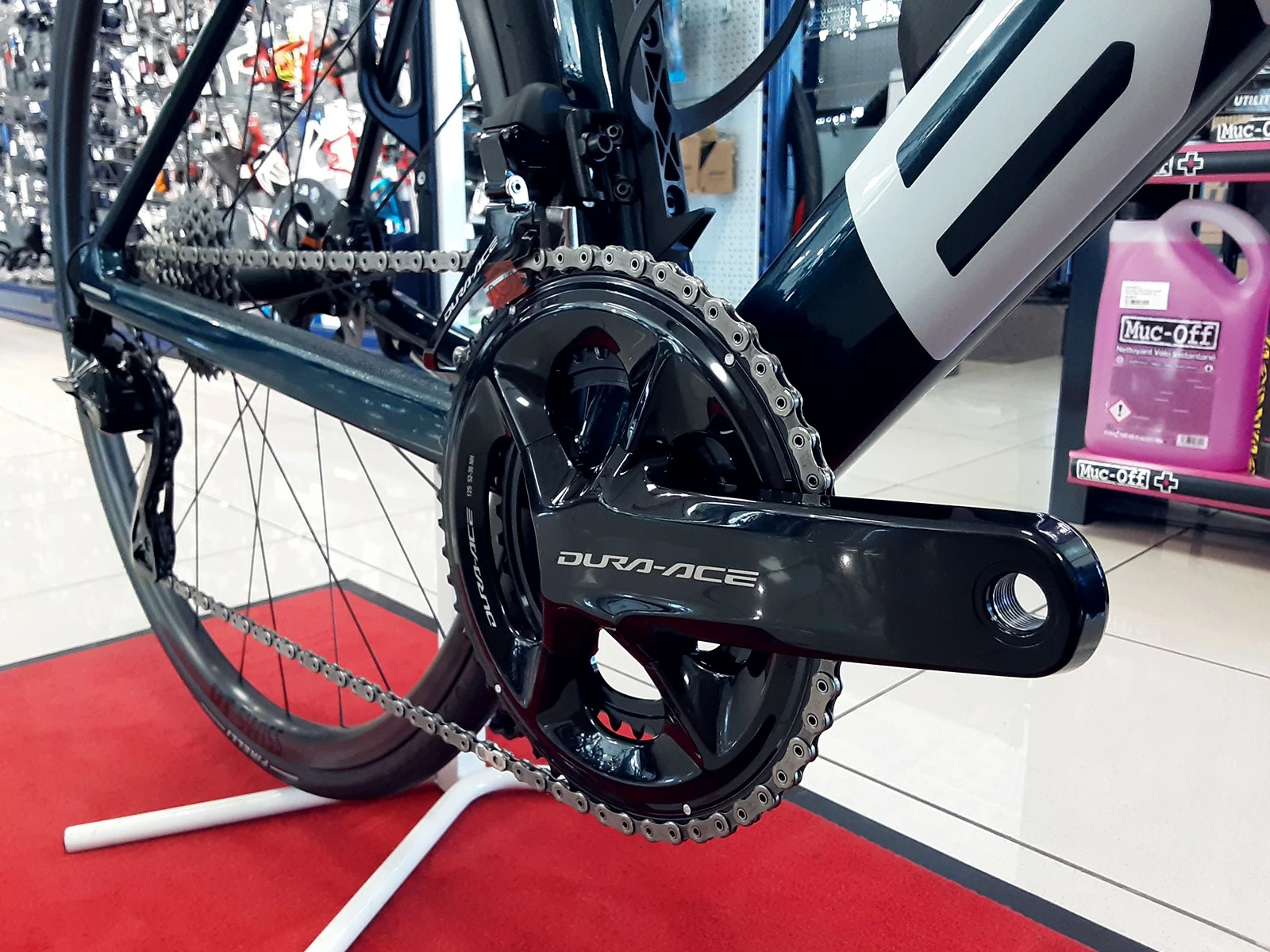 BMC Teammachine SLR01 One Dura-Ace Di2 Disc 12v Vélo De Course 2022 5 BMC Teammachine SLR01 One Dura-Ace Di2 Disc 12v Vélo De Course 2022 – Image 5