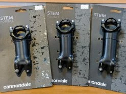 CANNONDALE Potence One Step Alloy Ø1.1/8” Ø31,8mm ±7° -Pas Cher Vtt Magasin cannondale potence one step alloy o118 o318mm 7 2