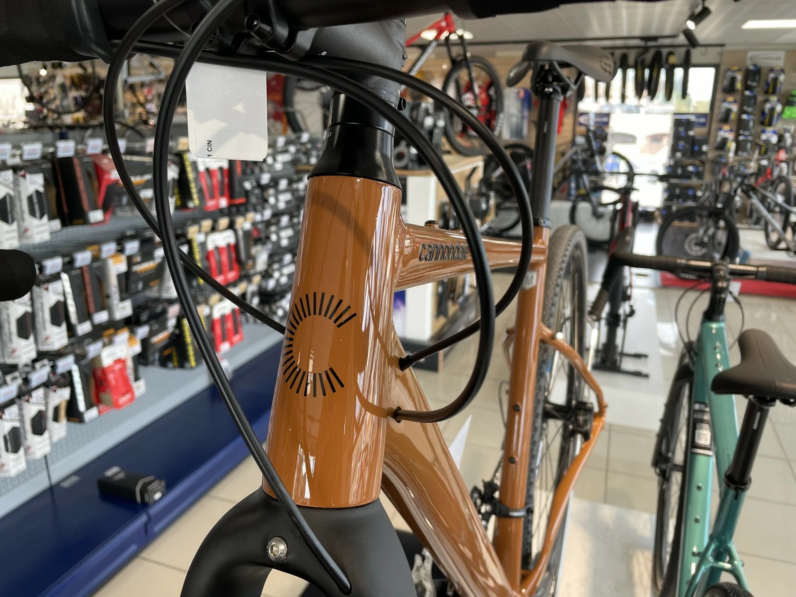 CANNONDALE Topstone 1 Vélo Gravel 2023 2 CANNONDALE Topstone 1 Vélo Gravel 2023 – Image 2