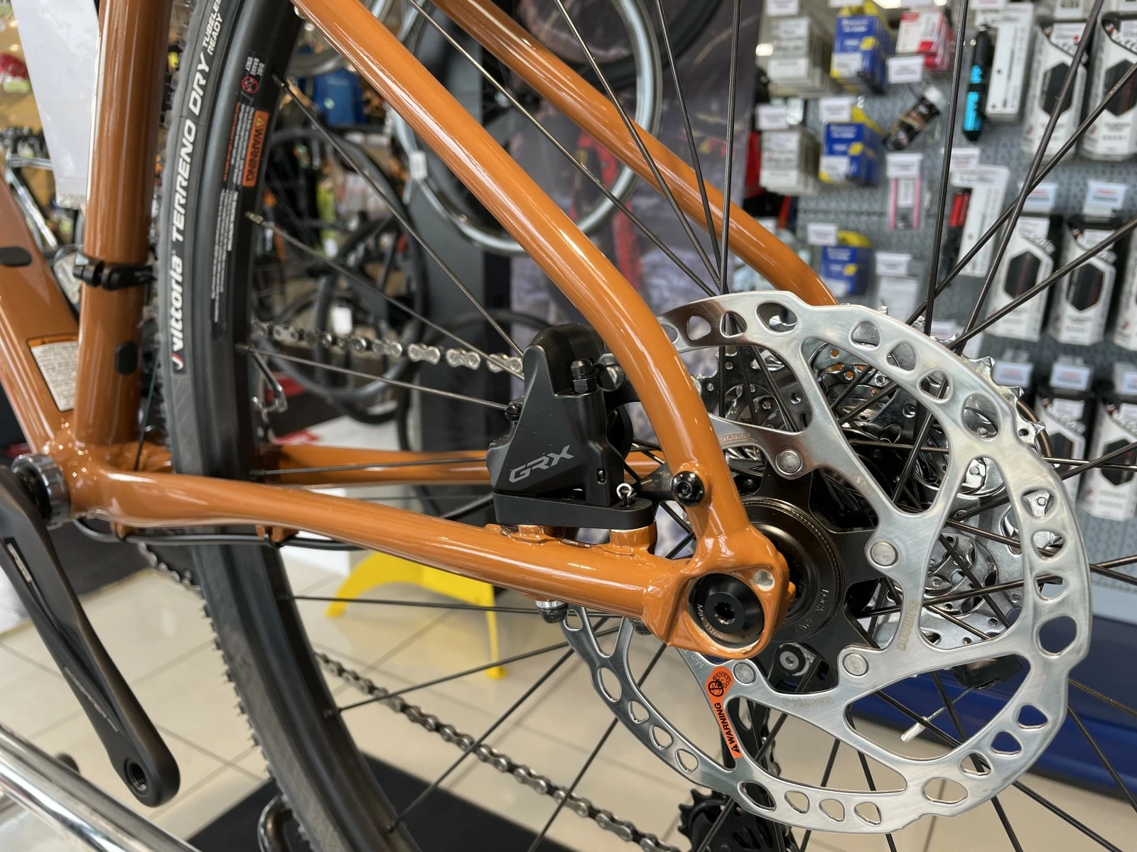 CANNONDALE Topstone 1 Vélo Gravel 2023 4 CANNONDALE Topstone 1 Vélo Gravel 2023 – Image 4