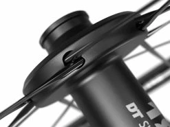 Dt-swiss DT Swiss Roues Carbone ARC 1100 Dicut® DB 50mm Disques/tubeless Ready 2023 -Pas Cher Vtt Magasin dt swiss roues carbone arc 1100 dicut db 50mm disquestubeless ready 2023 3