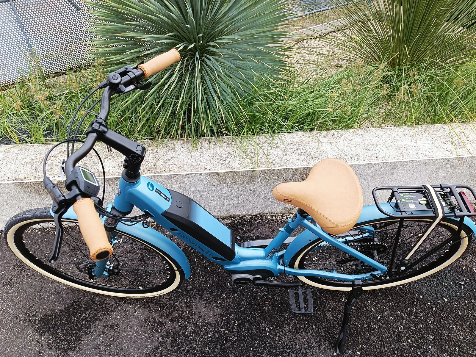 GRANVILLE E-Absolute 34 Bosch Active Line 400WH Bleu/vert 2023 12 GRANVILLE E-Absolute 34 Bosch Active Line 400WH Bleu/vert 2023 – Image 12