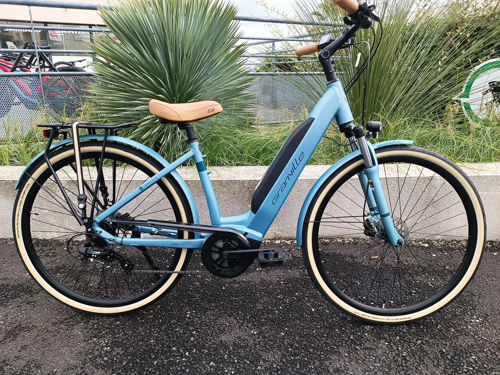 GRANVILLE E-Absolute 34 Bosch Active Line 400WH Bleu/vert 2023 6 GRANVILLE E-Absolute 34 Bosch Active Line 400WH Bleu/vert 2023 – Image 6