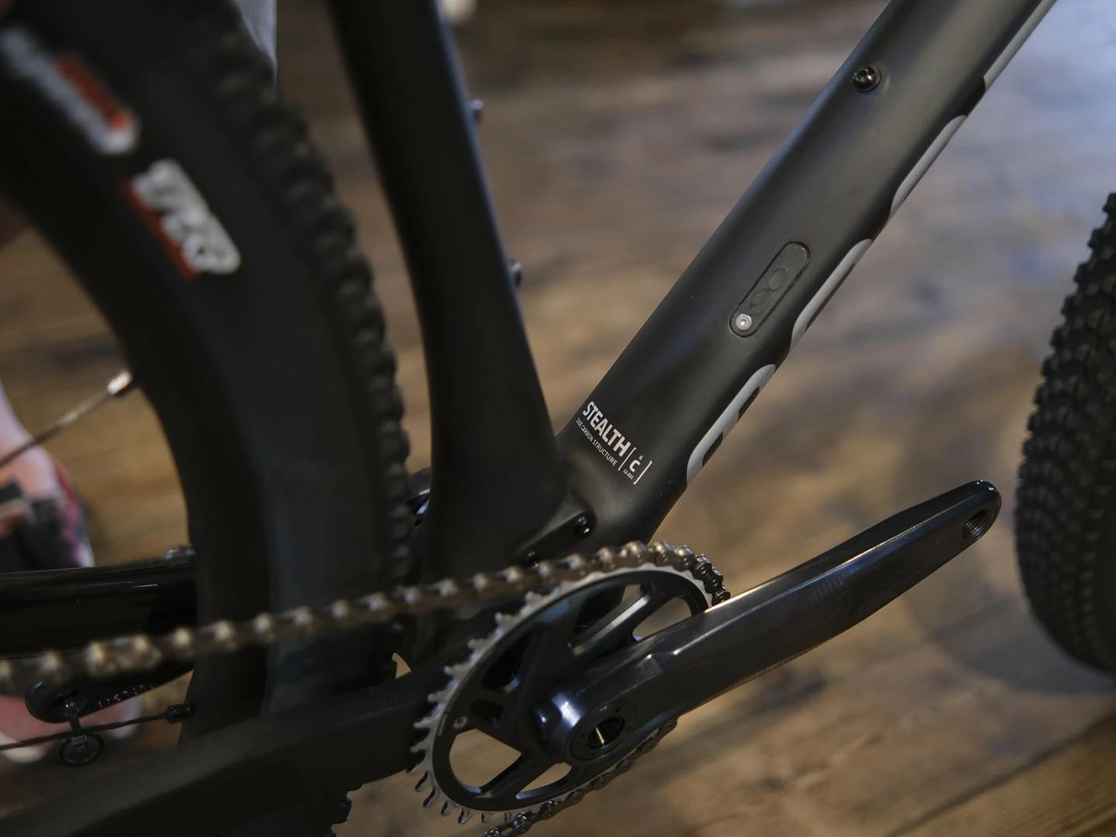 MONDRAKER Chrono VTT Black Silver 2022 8 MONDRAKER Chrono VTT Black Silver 2022 – Image 8