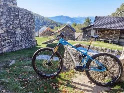 MONDRAKER Crafty RR 29 VTTAE Marlin Blue-Racing Silver 2022 -Pas Cher Vtt Magasin mondraker crafty rr 29 vttae marlin blue racing silver 2022 4