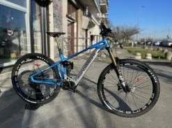 MONDRAKER Crafty RR 29 VTTAE Marlin Blue-Racing Silver 2022 -Pas Cher Vtt Magasin mondraker crafty rr 29 vttae marlin blue racing silver 2022 5