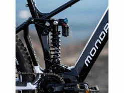 MONDRAKER Level R VTTAE Superenduro Black Dirty White 2022 -Pas Cher Vtt Magasin mondraker level r vttae superenduro black dirty white 2022 5