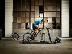 WAHOO FITNESS Home Trainer Kickr Snap Smart Compatible Kickr Climb -Pas Cher Vtt Magasin wahoo fitness home trainer kickr snap smart compatible kickr climb 2