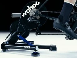 WAHOO FITNESS Home Trainer Kickr V6 Wifi -Pas Cher Vtt Magasin wahoo fitness home trainer kickr v6 wifi 3