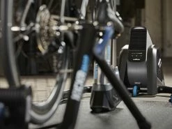 WAHOO FITNESS Ventilateur Intelligent Bluetooth Kickr Headwind 15 WAHOO FITNESS Ventilateur Intelligent Bluetooth Kickr Headwind -Pas Cher Vtt Magasin wahoo fitness ventilateur intelligent bluetooth kickr headwind 6