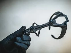 ZEFAL ZÉFAL Porte-bidon Pulse L2 Carbone Ultralight 18 Grammes -Pas Cher Vtt Magasin zefal porte bidon pulse l2 carbone ultralight 18 grammes 3