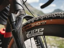 ZIPP 303 Firecrest Roues Carbone 650B Gravel Disque Tubeless 2023 -Pas Cher Vtt Magasin zipp 303 firecrest roues carbone 650b gravel disque tubeless 2023 2